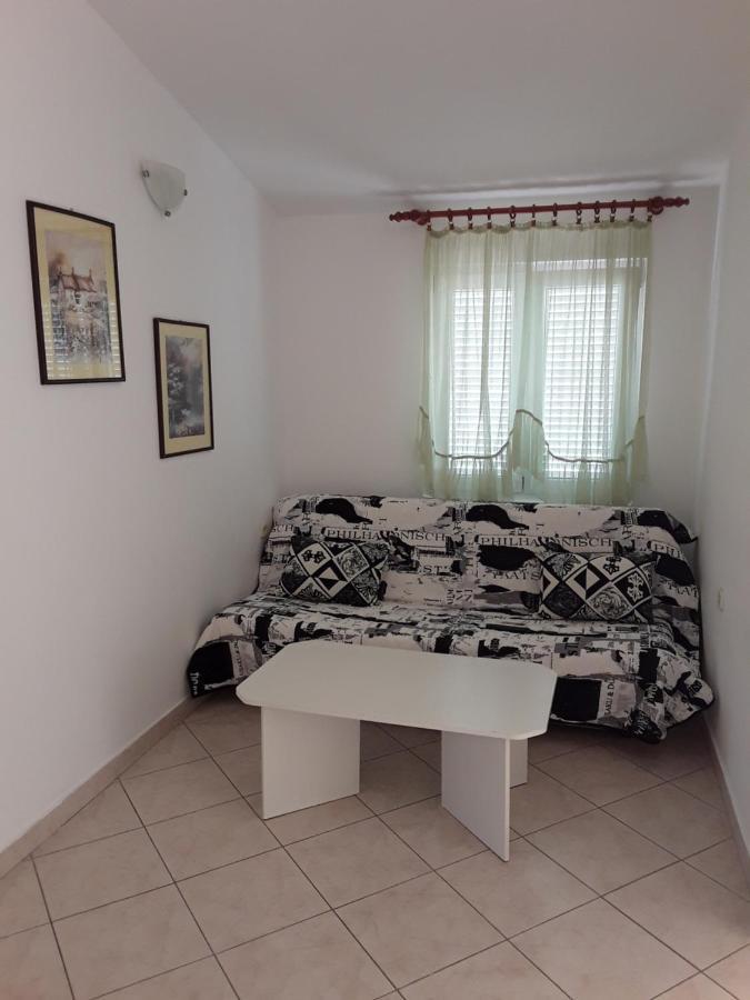 Apartments And Rooms Markovski Palit Екстер'єр фото