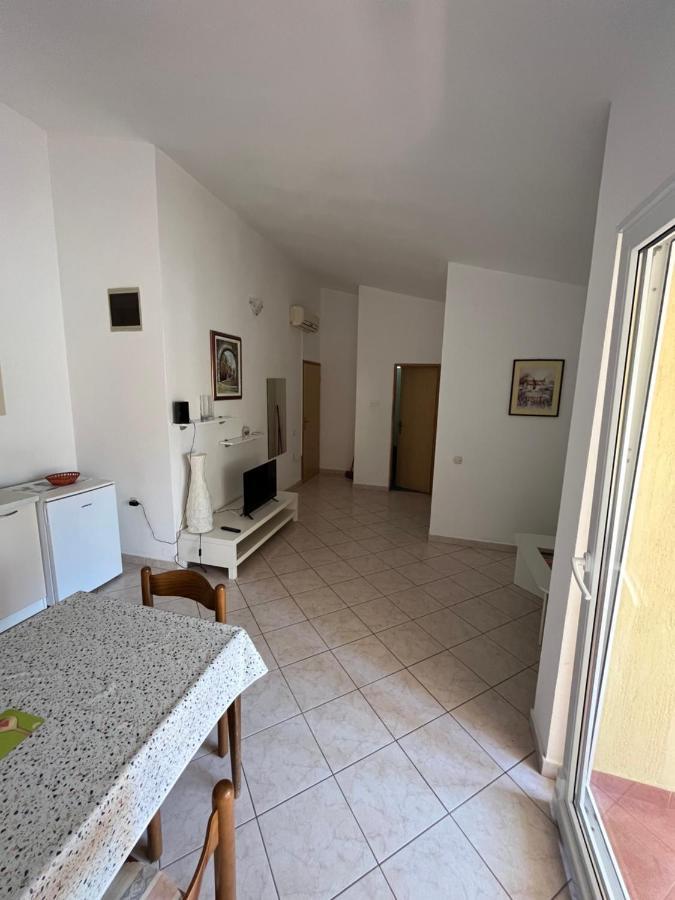 Apartments And Rooms Markovski Palit Екстер'єр фото