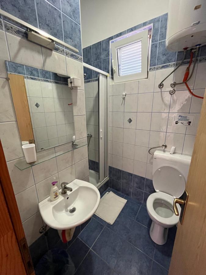 Apartments And Rooms Markovski Palit Екстер'єр фото