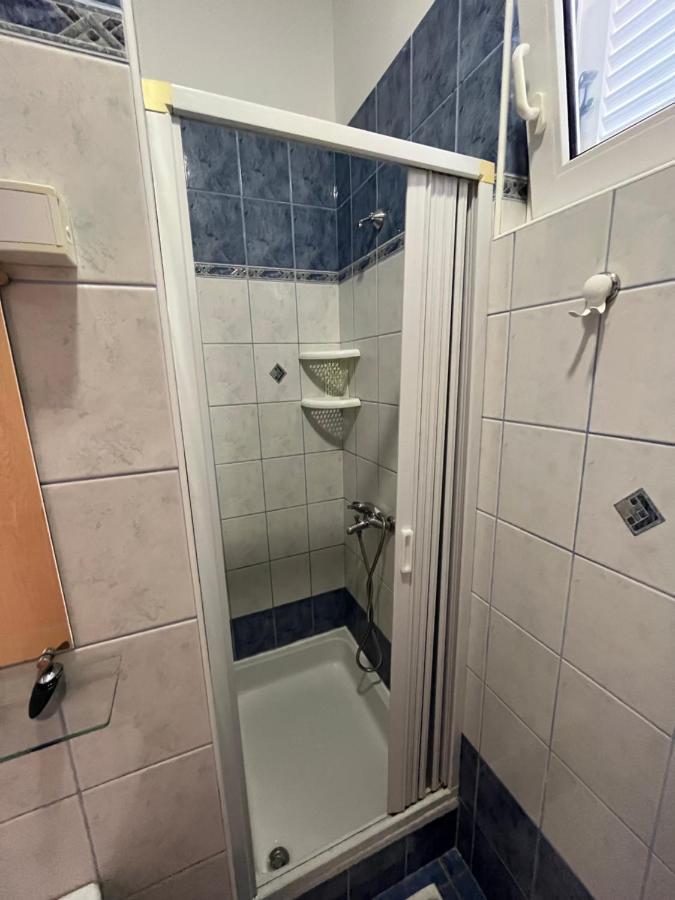 Apartments And Rooms Markovski Palit Екстер'єр фото