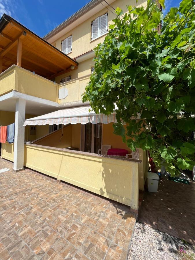 Apartments And Rooms Markovski Palit Екстер'єр фото
