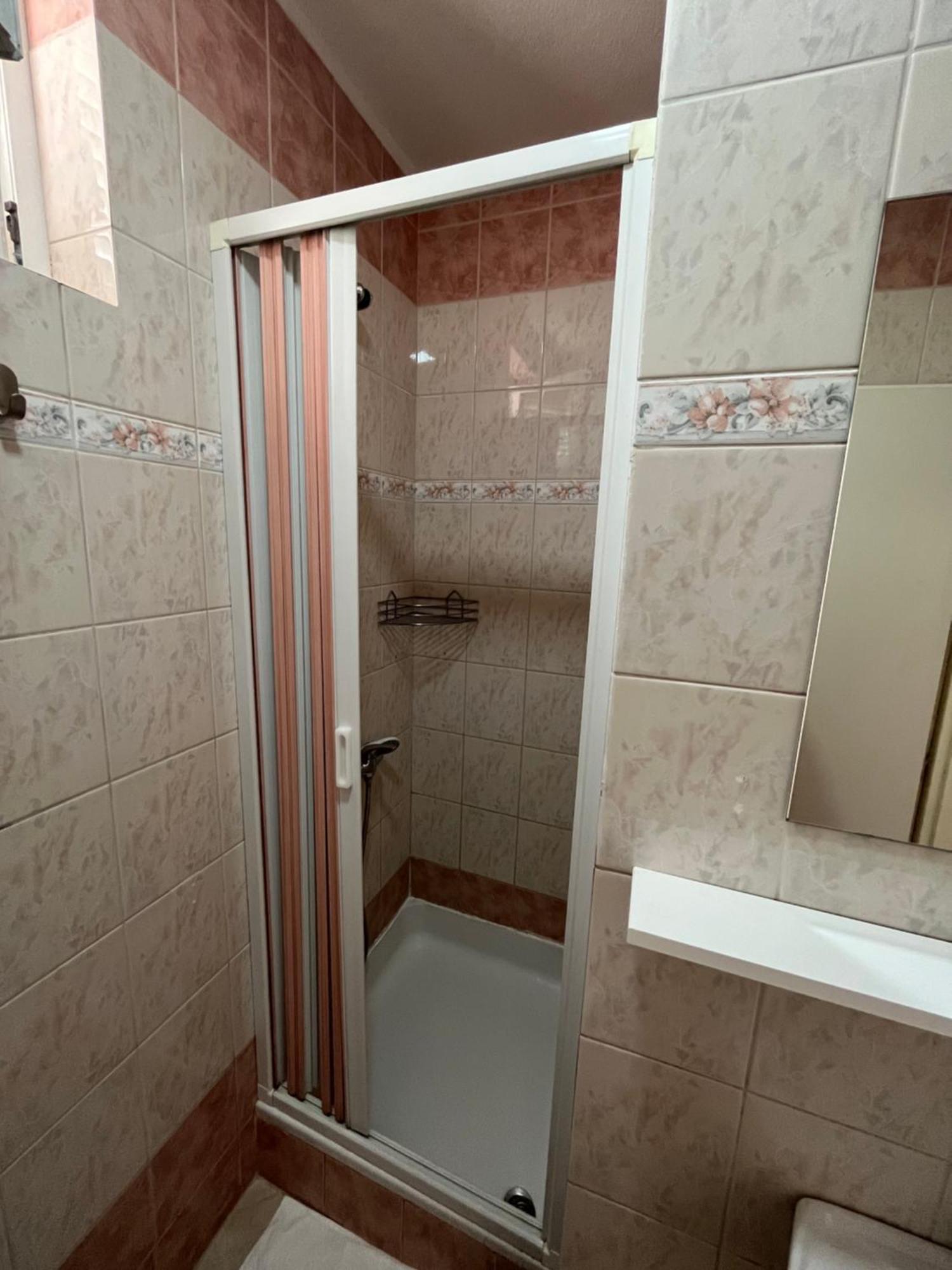 Apartments And Rooms Markovski Palit Екстер'єр фото