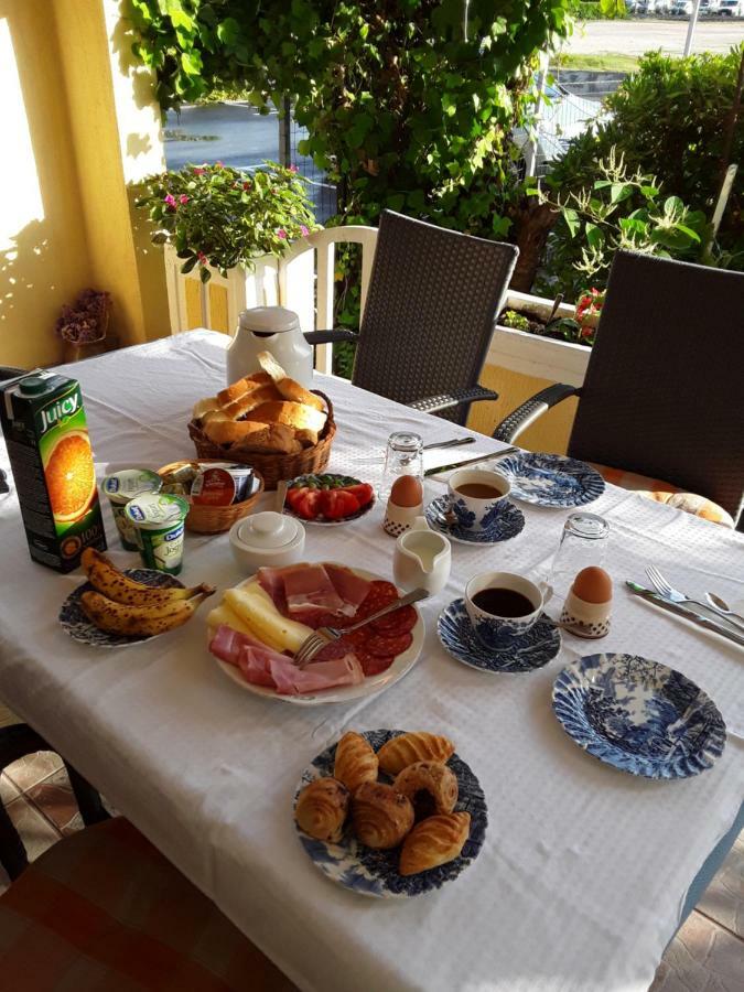 Apartments And Rooms Markovski Palit Екстер'єр фото